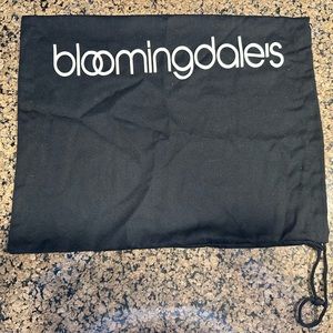 Bloomingdale’s black drawstring dust bag